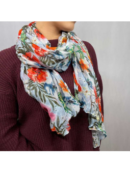 Écharpe Aux Motifs Printaniers Bleutée Et Rouge Fleuris