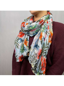 Écharpe Aux Motifs Printaniers Bleutée Et Rouge Fleuris