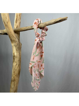 Foulard Cheveux Rose Aux Leger Motifs Fleuris