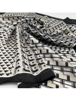 Foulard Motif Géométrique...