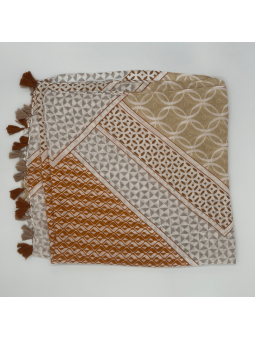 Écharpe Fleuris De 180 cm Aux Tons Café Crème Et Motifs Finement Imprimés