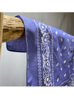 Bandana 55 cm Violet Lilas Au Motif Paisley Original