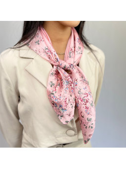 Foulard Carré 70 cm Rose Claire Aux Délicates Fleurs De Cerisier