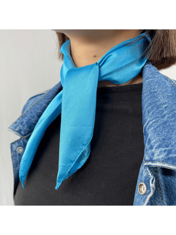 foulard chanel logo cc carre 90 mousseline de soie