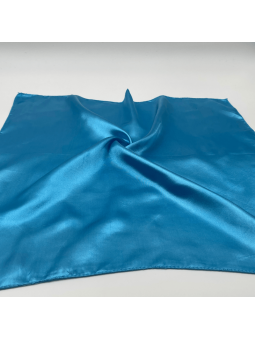 Petit Foulard Carré Monochrome Bleu Turquoise De 50 cm Satiné Et Brillant