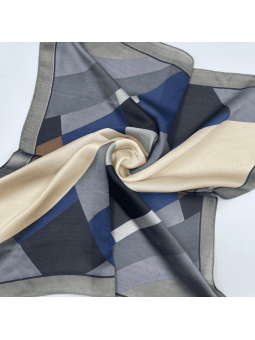 Foulard Carré 55 cm Bleu Chocolat et Beige cm Aux Délicats Motifs Abstraits