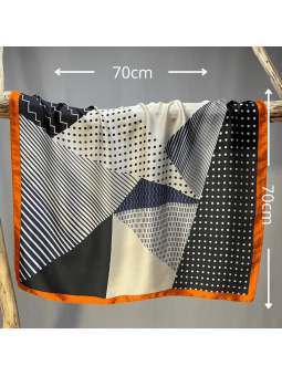 Foulard Carré 70 cm Orange, Noir Et Bleu Aux Motifs Géométriques Abstrait